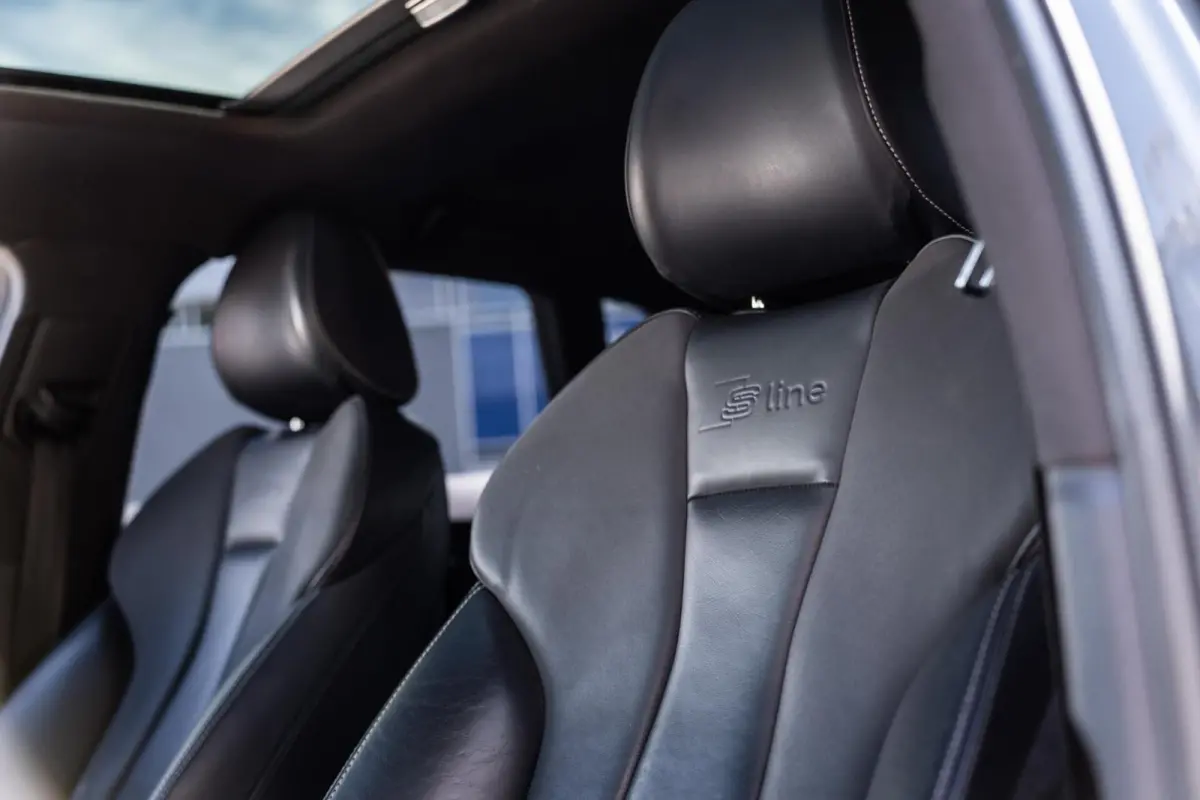 1.8 TFSI S-Line|PANO|STOELV|19'|PDC|CRUISE