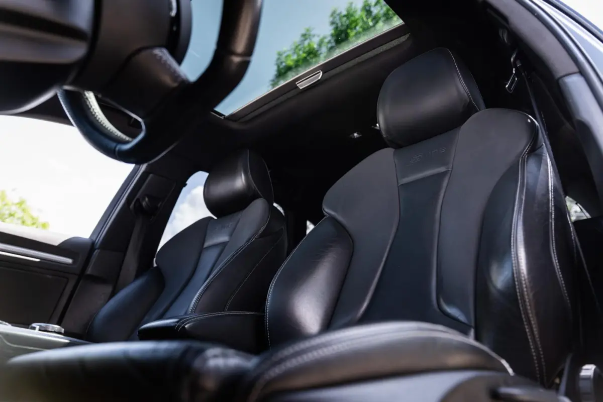 1.8 TFSI S-Line|PANO|STOELV|19'|PDC|CRUISE