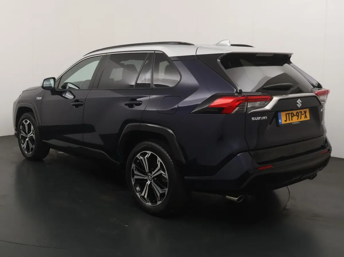 2.5 Plug-in Hybrid Style