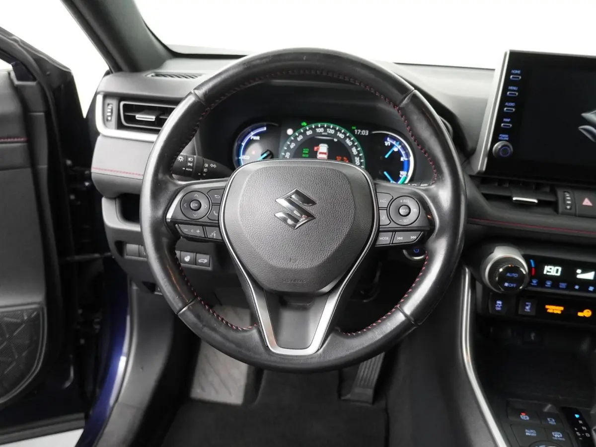 2.5 Plug-in Hybrid Style