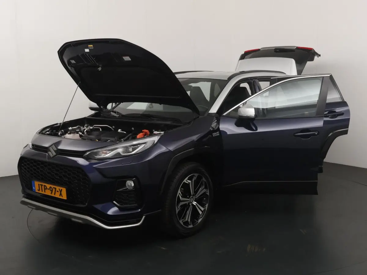 2.5 Plug-in Hybrid Style