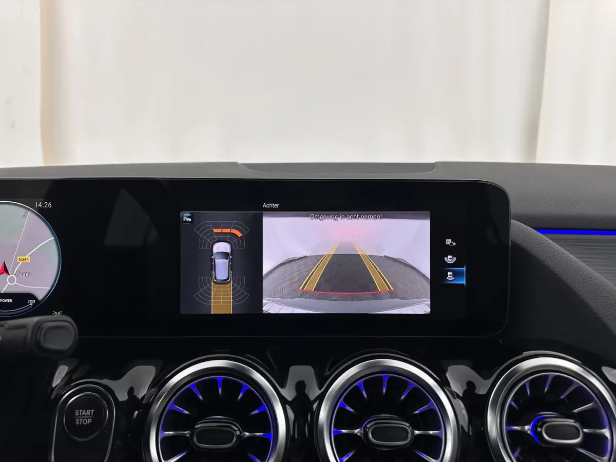 350 4MATIC Luxury Line 67 kWh [ 3-Fase-11kW ]{SoH-94%} (INCL-BTW) *HEATPUMP | LEATHER | FULL-LED | BLINDSPOT | WIDESCREEN-DIGICOCKPIT | HEATED-SPORTSEATS | CAMERA | NAVI-FULLMAP | DAB | AMBI
