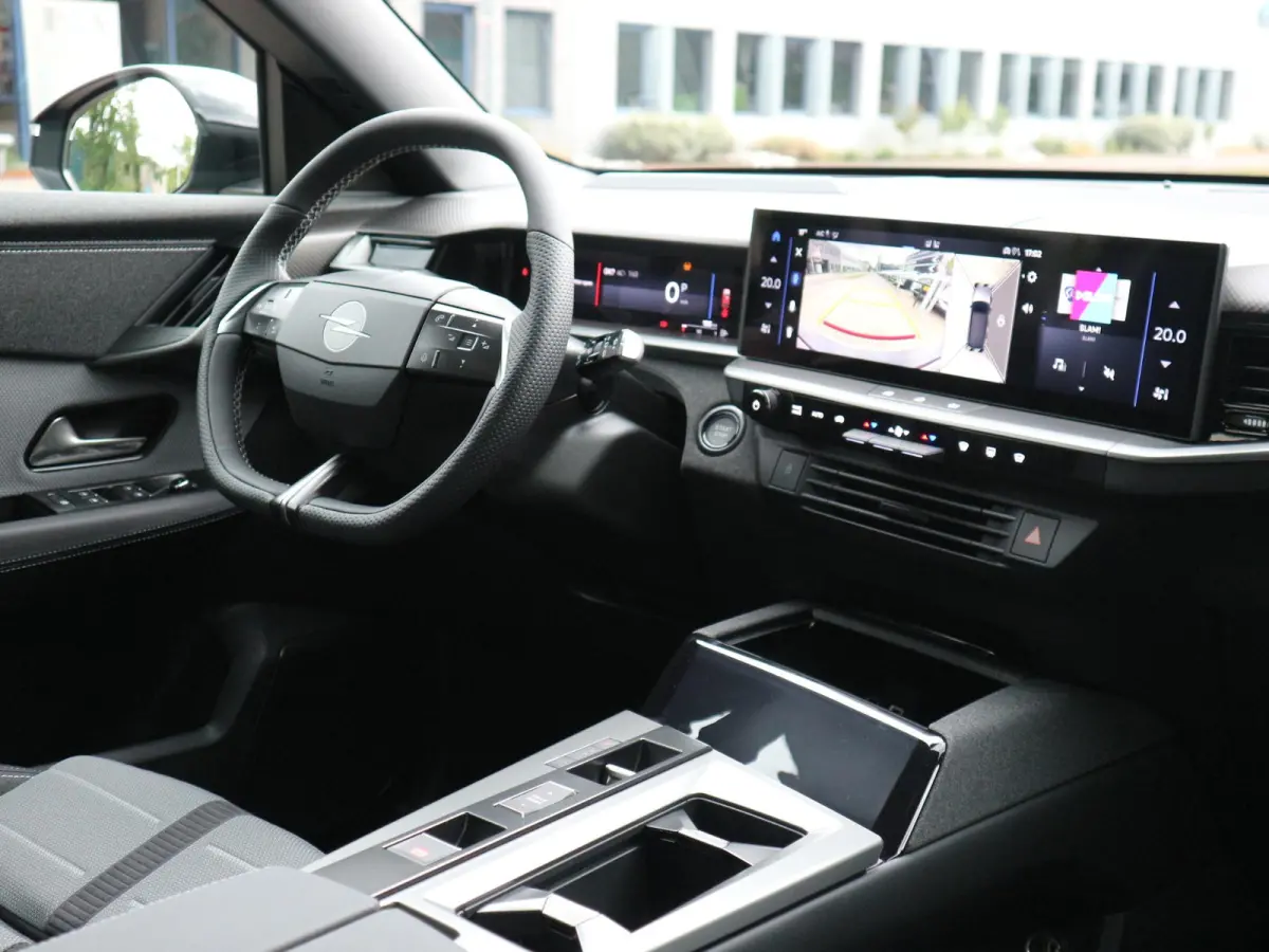 1.2 Turbo Hybrid Business Edition / Panoramadak / 360 Camera / Keyless