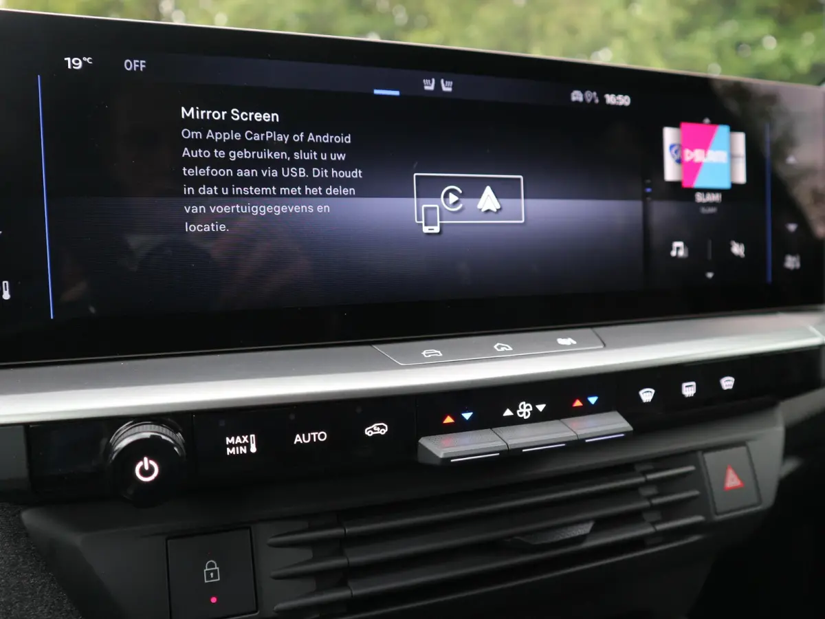 1.2 Turbo Hybrid Business Edition / Panoramadak / 360 Camera / Keyless