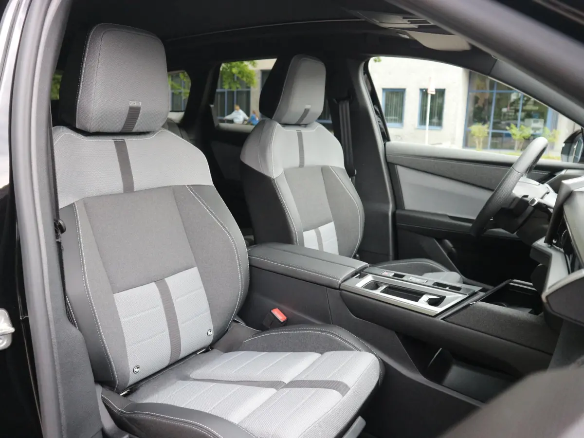 1.2 Turbo Hybrid Business Edition / Panoramadak / 360 Camera / Keyless
