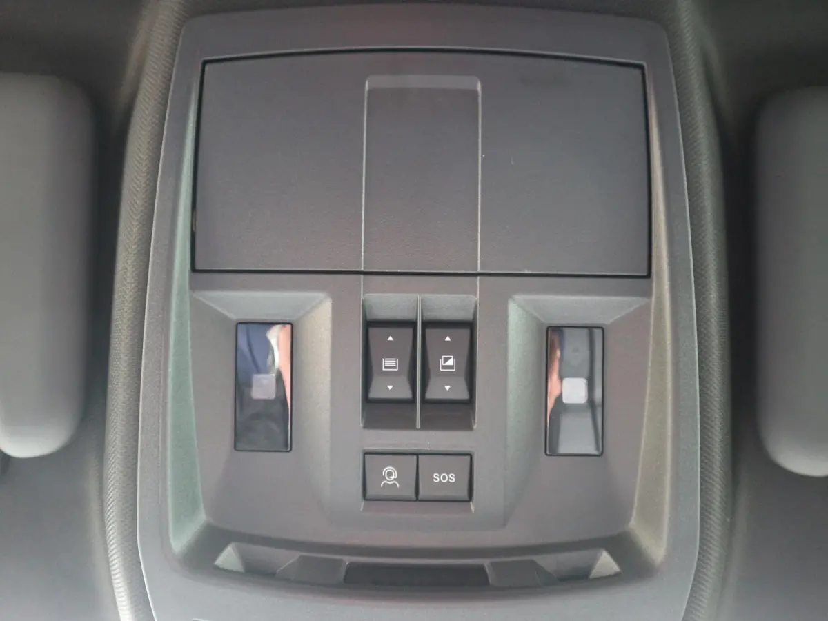 1.2 Turbo Hybrid Business Edition / Panoramadak / 360 Camera / Keyless