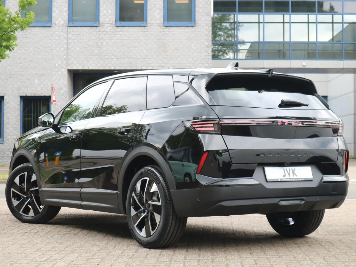 1.2 Turbo Hybrid Business Edition / Panoramadak / 360 Camera / Keyless