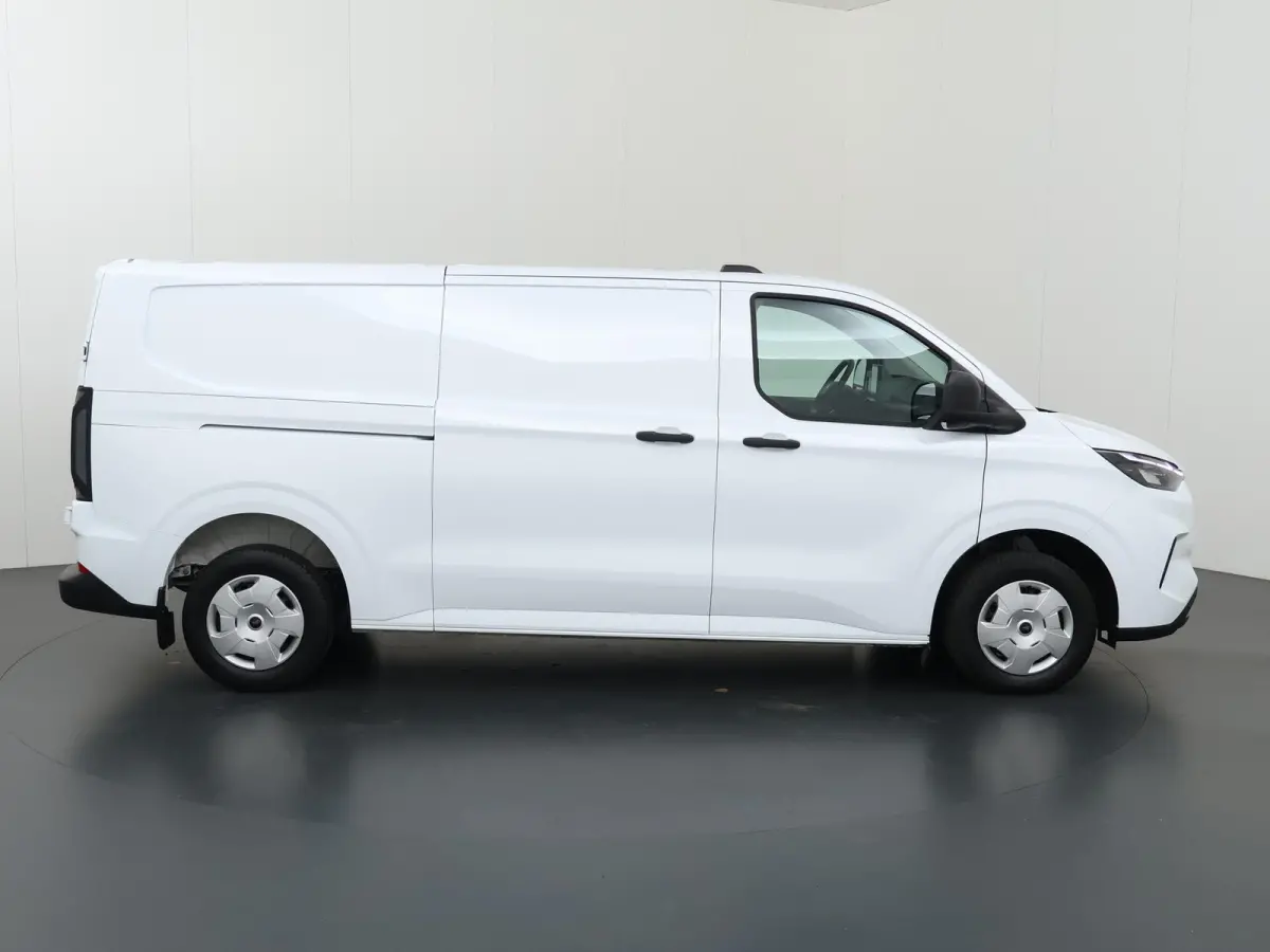 300 | 2.0 TDCI | L2 H1 | TREND | PARKEERCAMERA | APPLE CARPLAY | 3-ZITS | CLIMATE CONTROL | VOORRUITVERWARMING |
