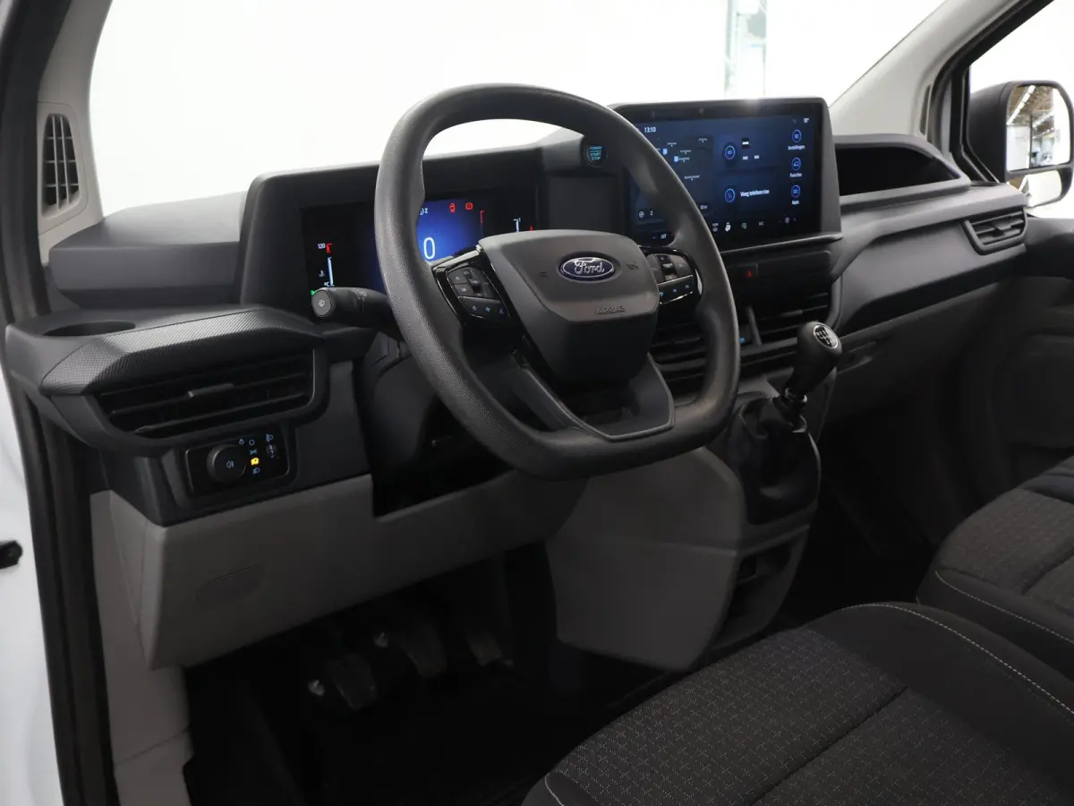 300 | 2.0 TDCI | L2 H1 | TREND | PARKEERCAMERA | APPLE CARPLAY | 3-ZITS | CLIMATE CONTROL | VOORRUITVERWARMING |