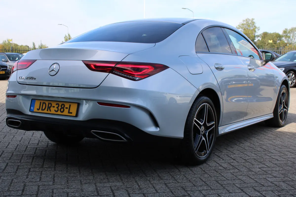 250e AUT8 AMG LINE NIGHT PAKKET CAMERA 18''
