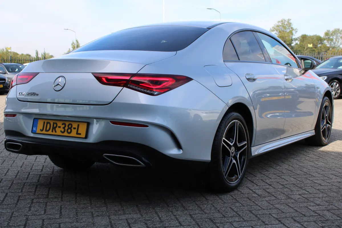 250e AUT8 AMG LINE NIGHT PAKKET CAMERA 18''