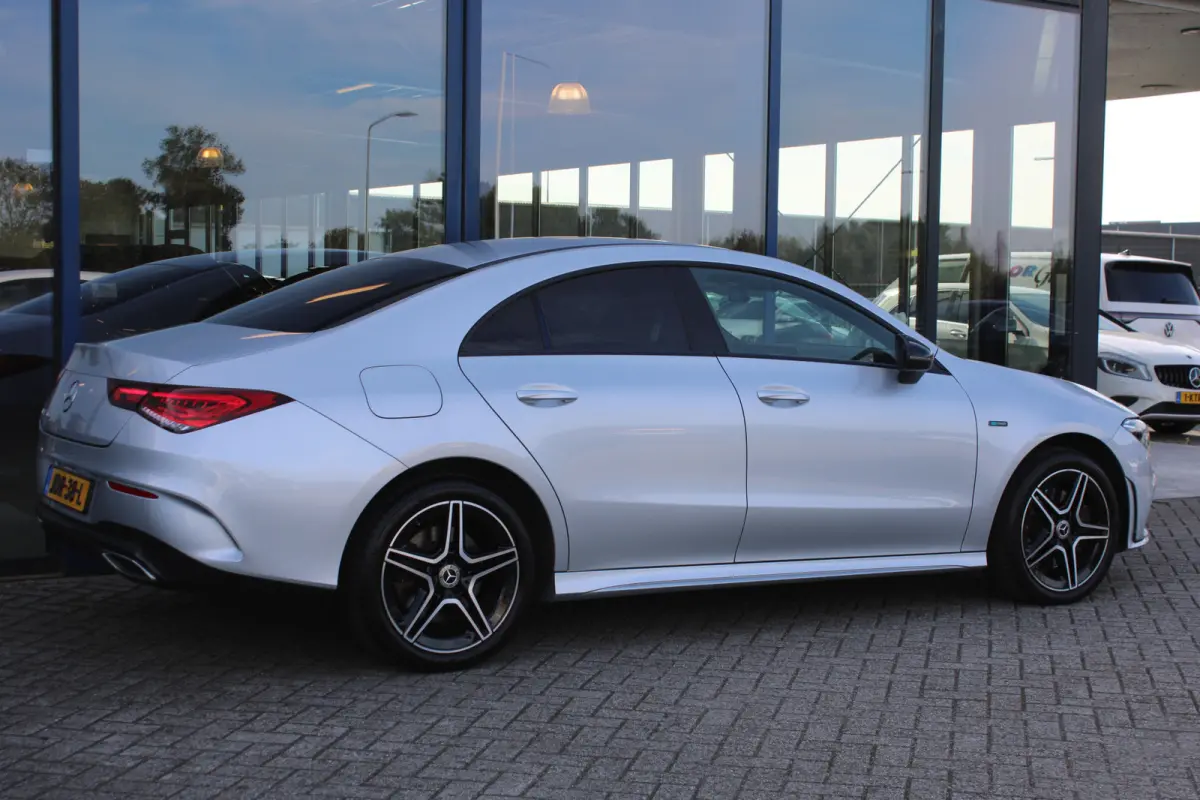 250e AUT8 AMG LINE NIGHT PAKKET CAMERA 18''