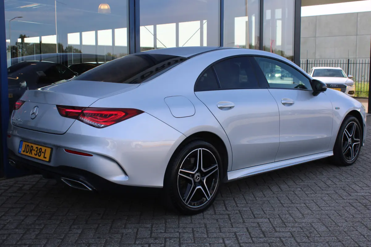 250e AUT8 AMG LINE NIGHT PAKKET CAMERA 18''