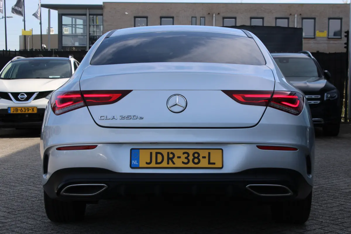 250e AUT8 AMG LINE NIGHT PAKKET CAMERA 18''
