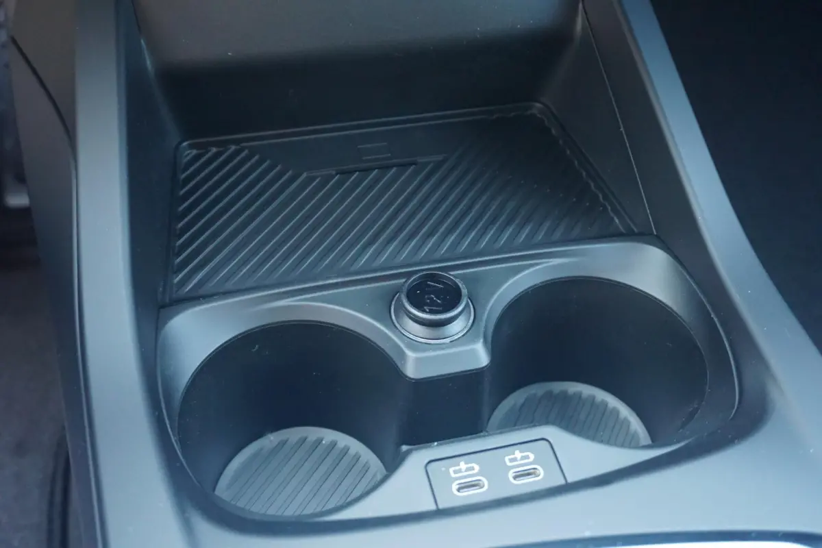 5-deurs 120 | M Sportpakket Pro | Harman Kardon | Panoramadak | Stuurwielrand verwarmd | Trekhaak