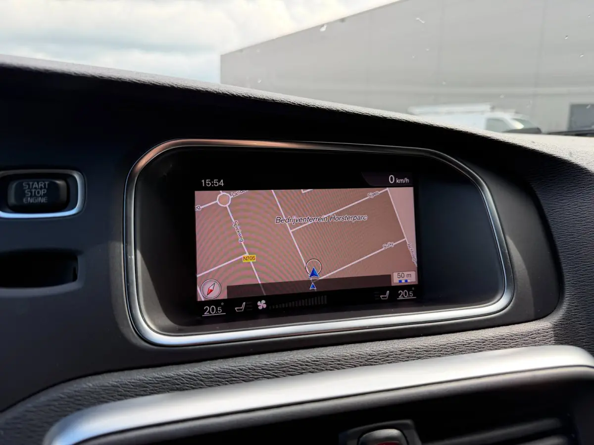 1.5 T3 Polar+ Sport R-DESIGN automaat