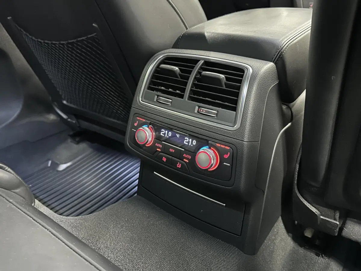 3.0 TDI quattro Sport Edition PANORAMADAK LEER NAVI.