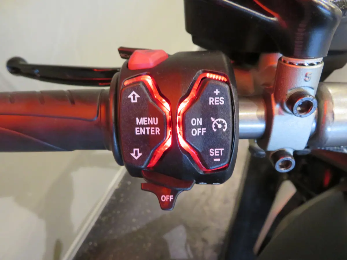 X DIAVEL PERFECT! HISTORY
