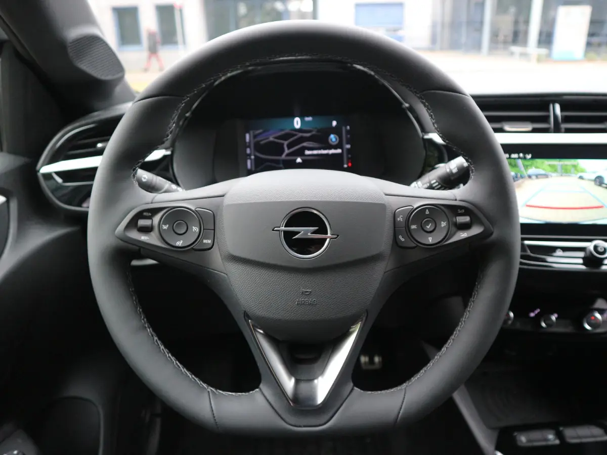 1.2 Turbo Hybrid Ultimate / Keyless / Camera / Navigatie