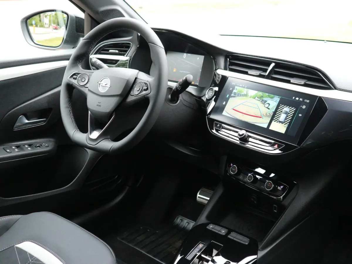 1.2 Turbo Hybrid Ultimate / Keyless / Camera / Navigatie