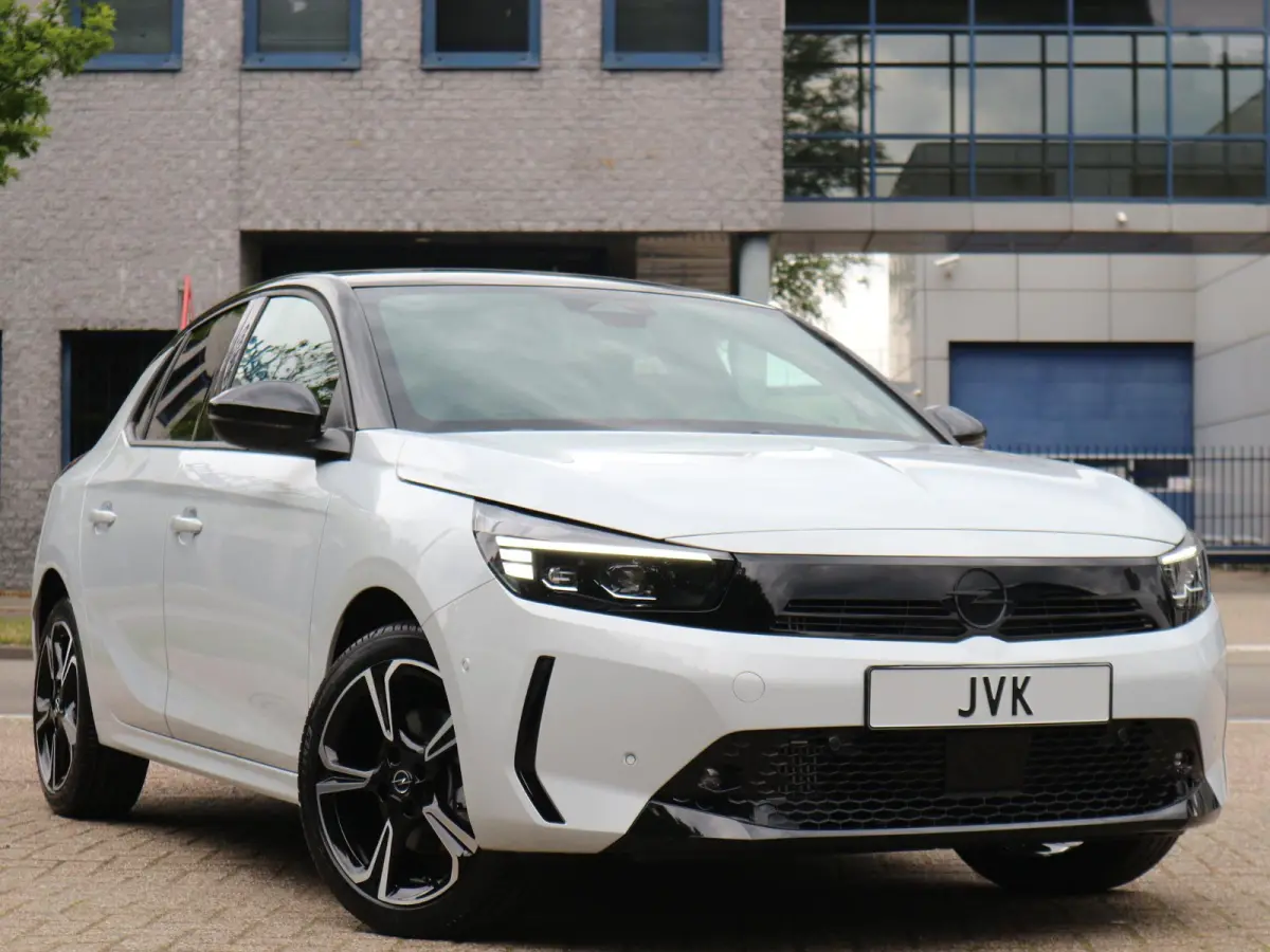 1.2 Turbo Hybrid Ultimate / Keyless / Camera / Navigatie