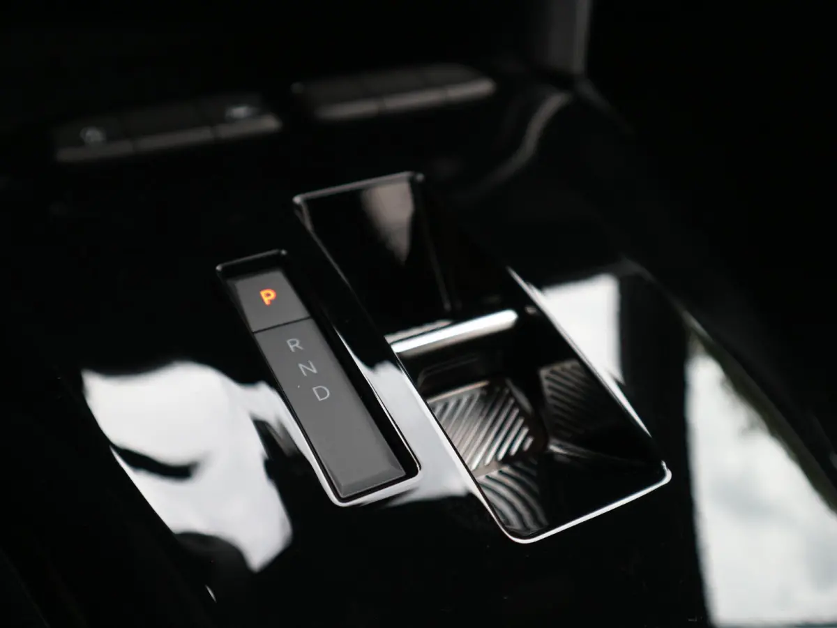 1.2 Turbo Hybrid Ultimate / Keyless / Camera / Navigatie