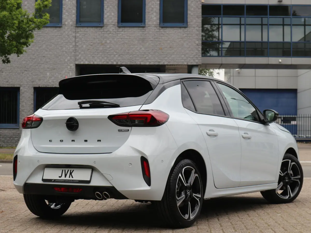 1.2 Turbo Hybrid Ultimate / Keyless / Camera / Navigatie