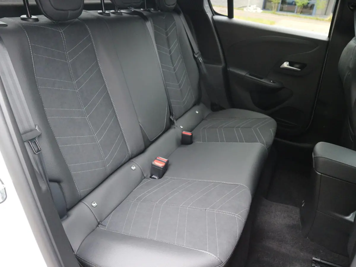 1.2 Turbo Hybrid Ultimate / Keyless / Camera / Navigatie