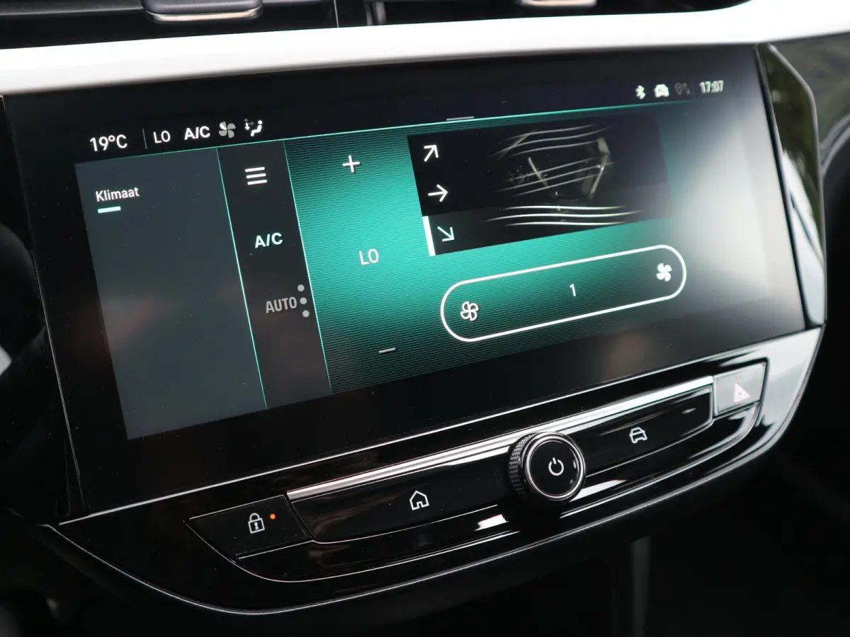 1.2 Turbo Hybrid Ultimate / Keyless / Camera / Navigatie