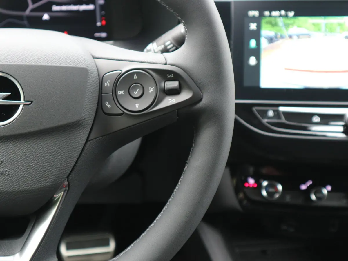 1.2 Turbo Hybrid Ultimate / Keyless / Camera / Navigatie