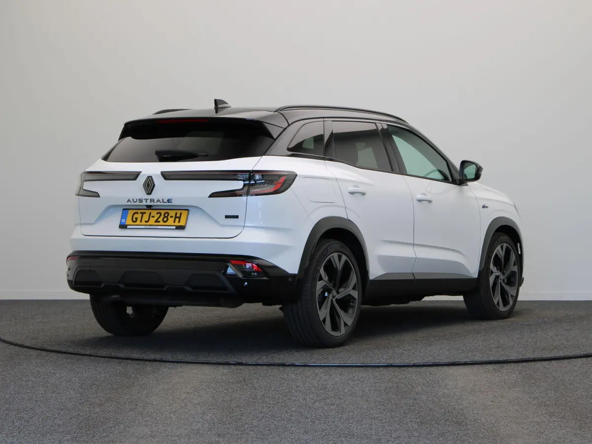 E-Tech Hybrid 200pk Techno Esprit Alpine | Achteruitrijcamera | 1500 KG trekgewicht | Elektrische achterklep | Apple Carplay/Android Auto | 20" Lichtmetalen velgen |