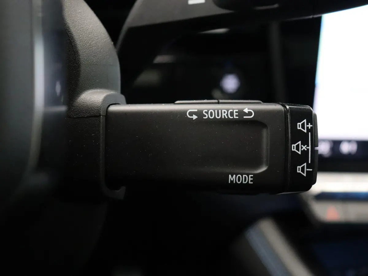 E-Tech Hybrid 200pk Techno Esprit Alpine | Achteruitrijcamera | 1500 KG trekgewicht | Elektrische achterklep | Apple Carplay/Android Auto | 20" Lichtmetalen velgen |