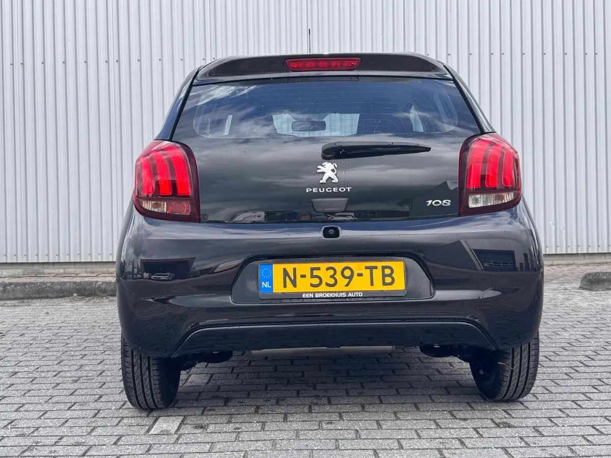 1.0 e-VTi Active | Airco | Radio | Bluetooth | Elektrische ramen | | Achterbank in delen neerklapbaar | Airco | Centrale deurvergrendeling met afstandsbediening