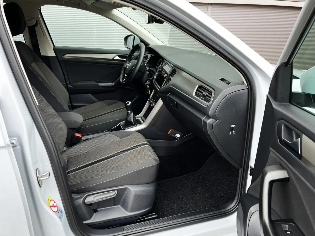 1.0 TSI 110pk Style Business | Navigatie | App Connect | Elektr. Achterklep