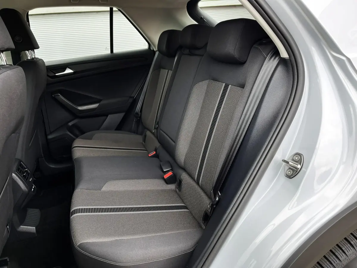 1.0 TSI 110pk Style Business | Navigatie | App Connect | Elektr. Achterklep