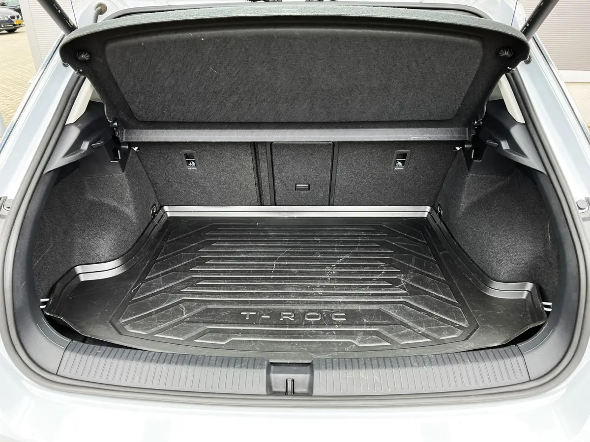 1.0 TSI 110pk Style Business | Navigatie | App Connect | Elektr. Achterklep