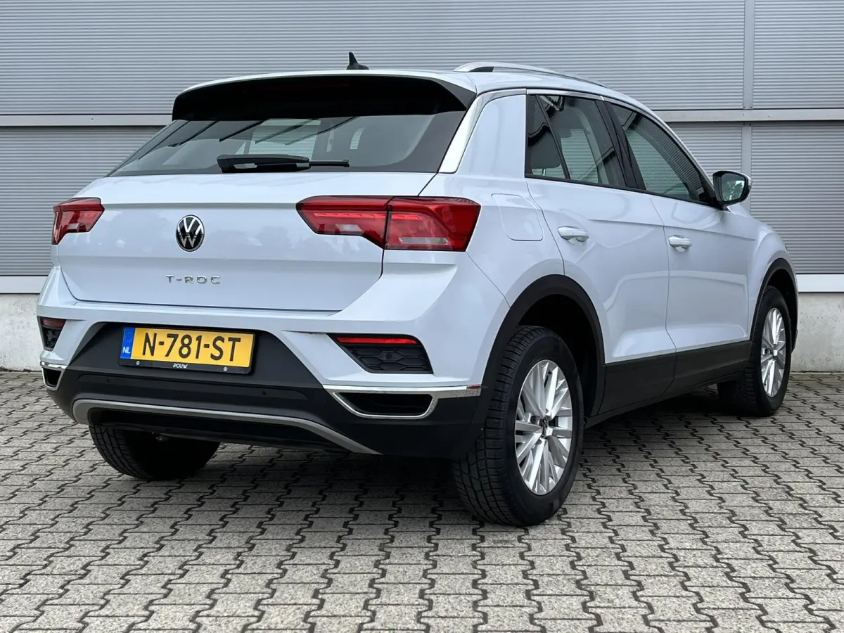 1.0 TSI 110pk Style Business | Navigatie | App Connect | Elektr. Achterklep
