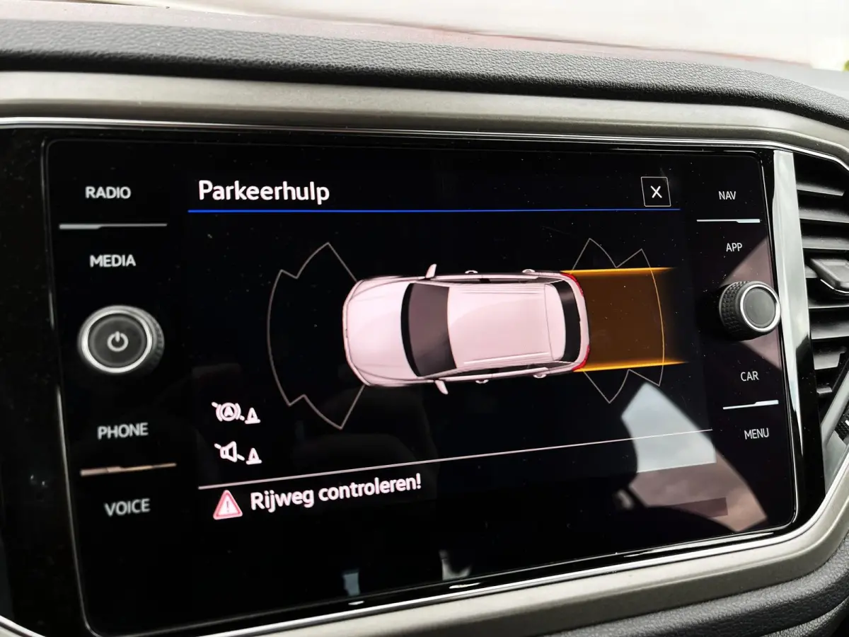 1.0 TSI 110pk Style Business | Navigatie | App Connect | Elektr. Achterklep
