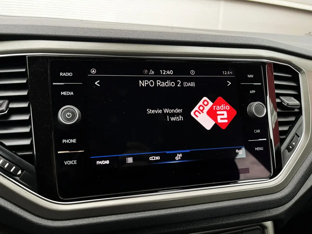 1.0 TSI 110pk Style Business | Navigatie | App Connect | Elektr. Achterklep