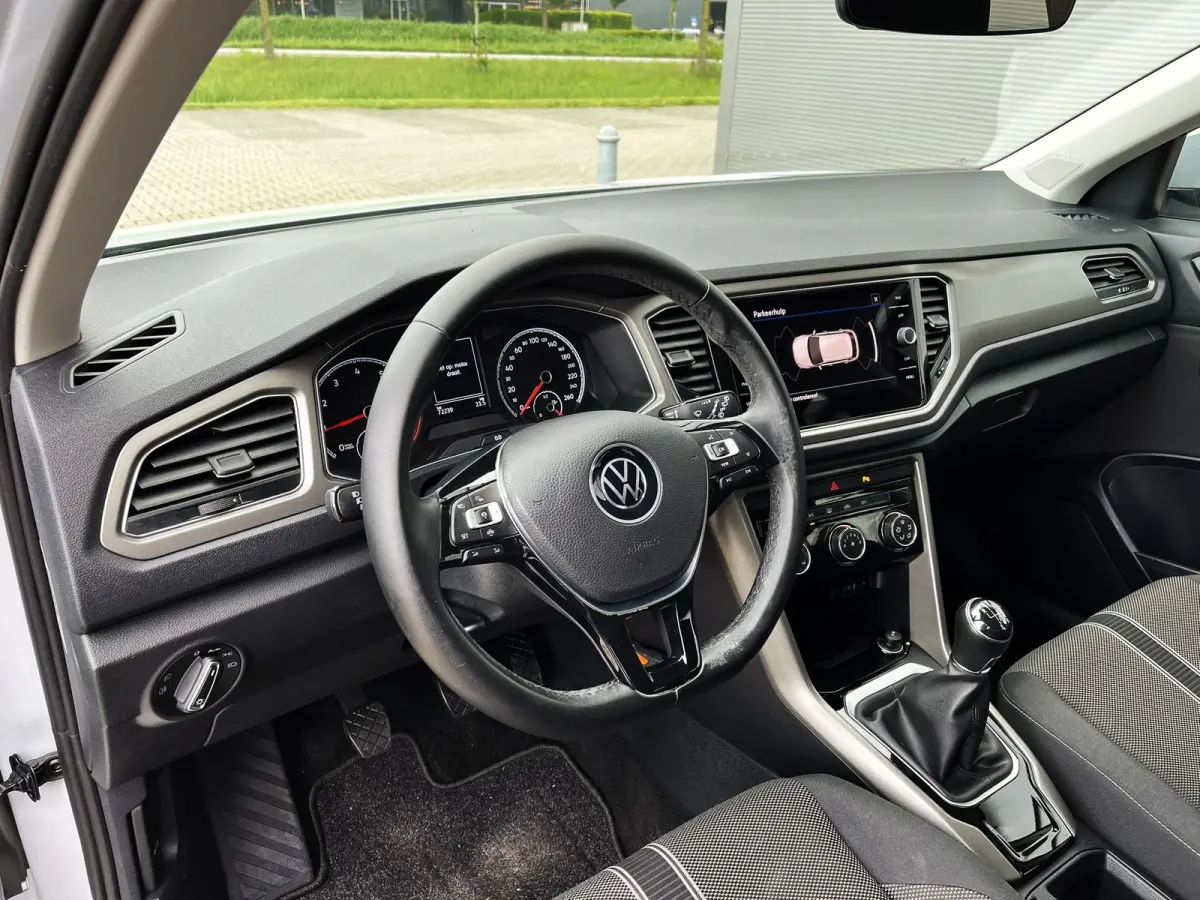 1.0 TSI 110pk Style Business | Navigatie | App Connect | Elektr. Achterklep