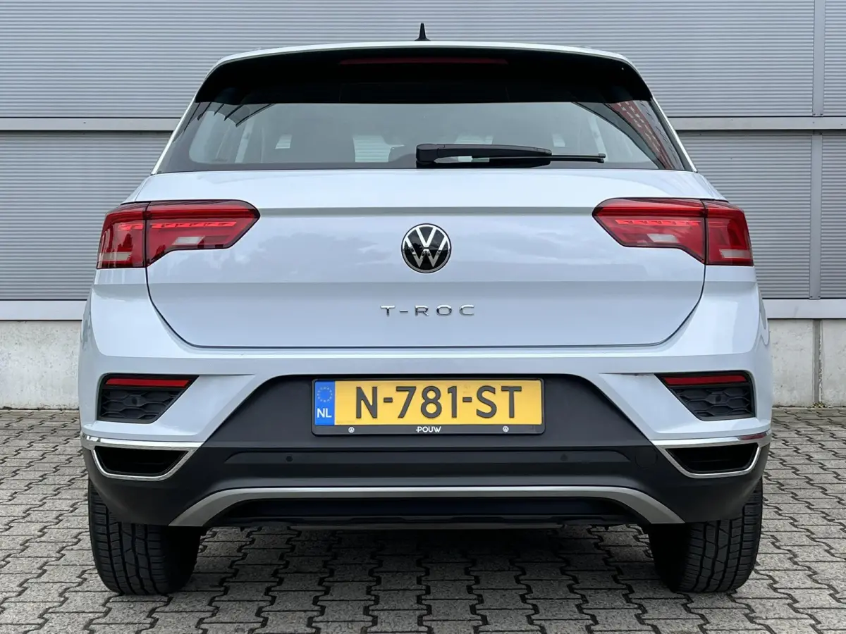 1.0 TSI 110pk Style Business | Navigatie | App Connect | Elektr. Achterklep