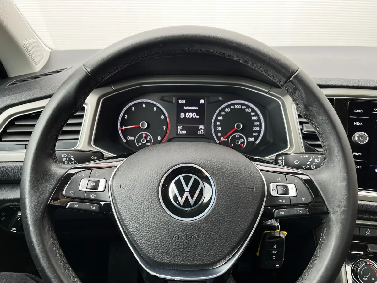 1.0 TSI 110pk Style Business | Navigatie | App Connect | Elektr. Achterklep