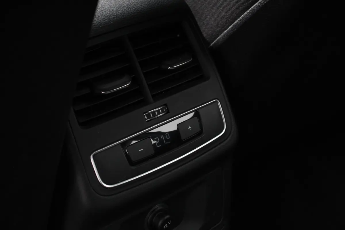40 TFSI 190pk S-Tronic Advanced Prestige Tour Plus Navigatie Climate Control Electrische bedienbare achterklep Stoelverwarming
