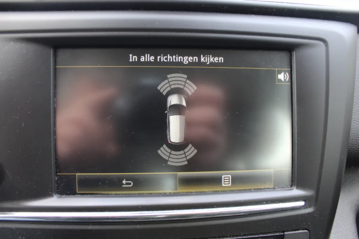 1.2 TCe Intens Climate control,Cruise, Navigatie, PDC V+A, LM Velgen,Trekhaak