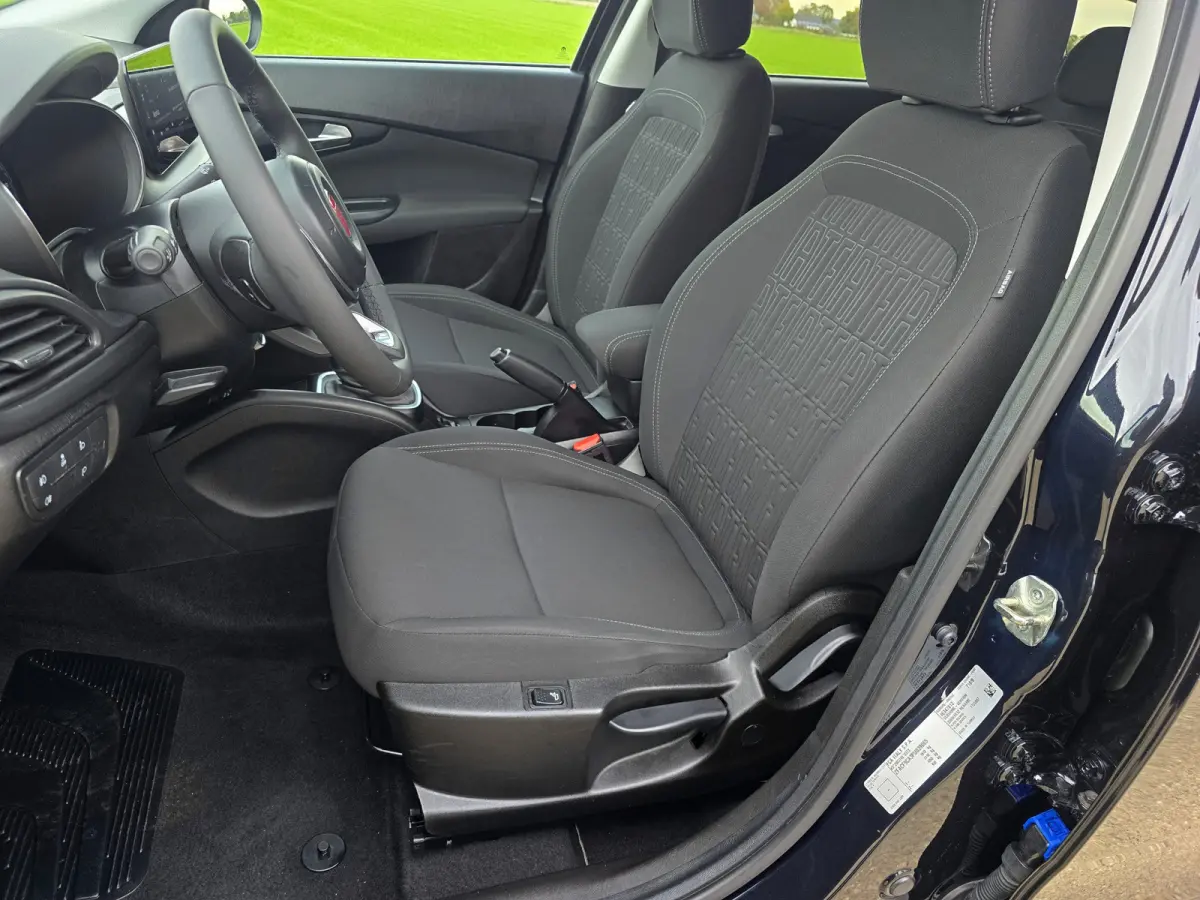1.5 Hybrid City - AUTOMAAT - 130 Pk - Euro 6 - Navi - ParkeerCamera