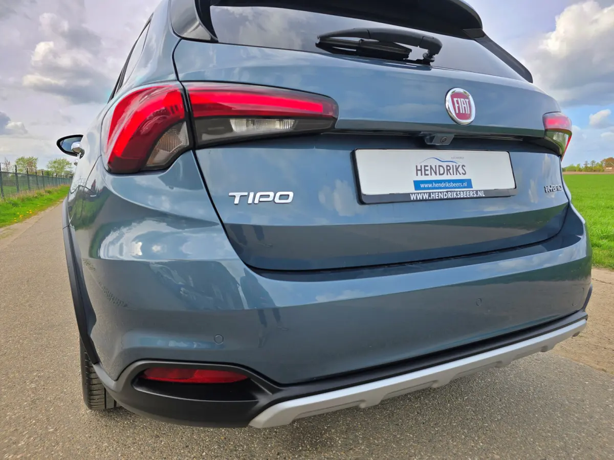 1.5 Hybrid City - 150 Pk - ParkeerCamera - Adaptive Cruise Control - Climate control