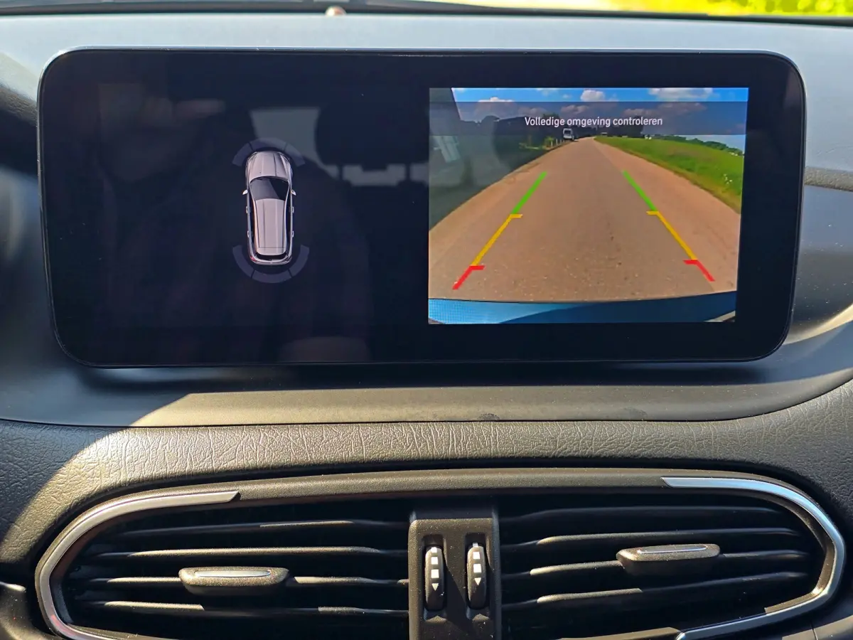 1.5 Hybrid City - 150 Pk - ParkeerCamera - Adaptive Cruise Control - Climate control