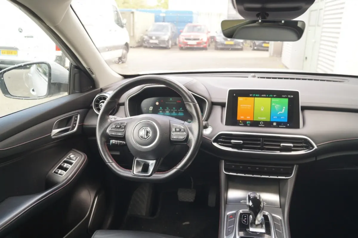 1.5 TGDI PHEV Edition -LEER-CAM-TREKHAAK-ECC-