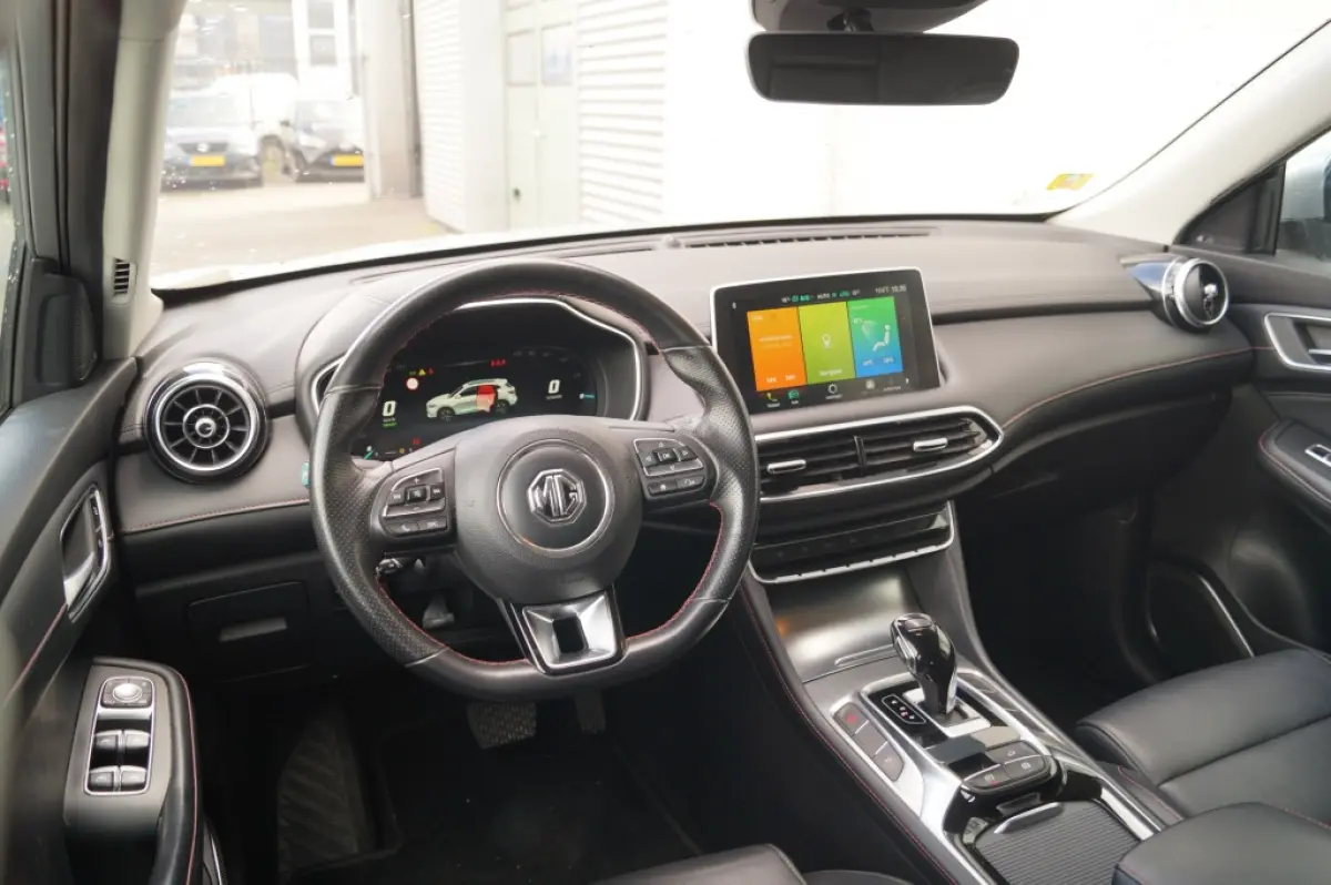 1.5 TGDI PHEV Edition -LEER-CAM-TREKHAAK-ECC-
