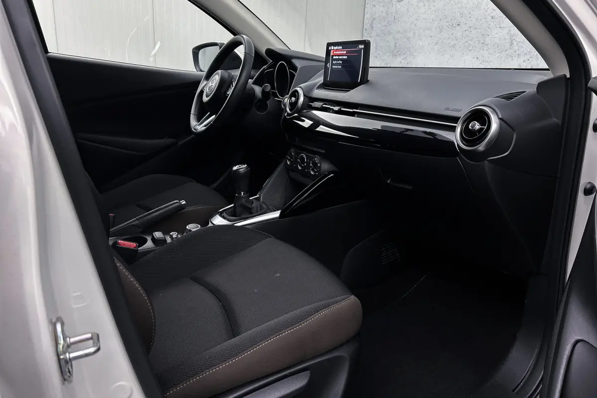 1.5 Skyactiv-G | Airco | Apple Carplay | Cruise control | LED koplampen